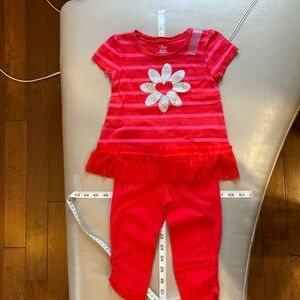 2-Pces set new with tags 18-24 red